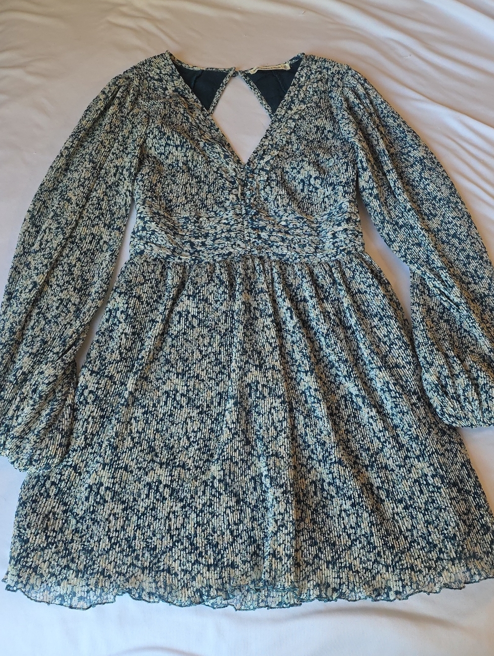 Abercrombie & Fitch Navy and Cream Floral Long-Sleeve Dress